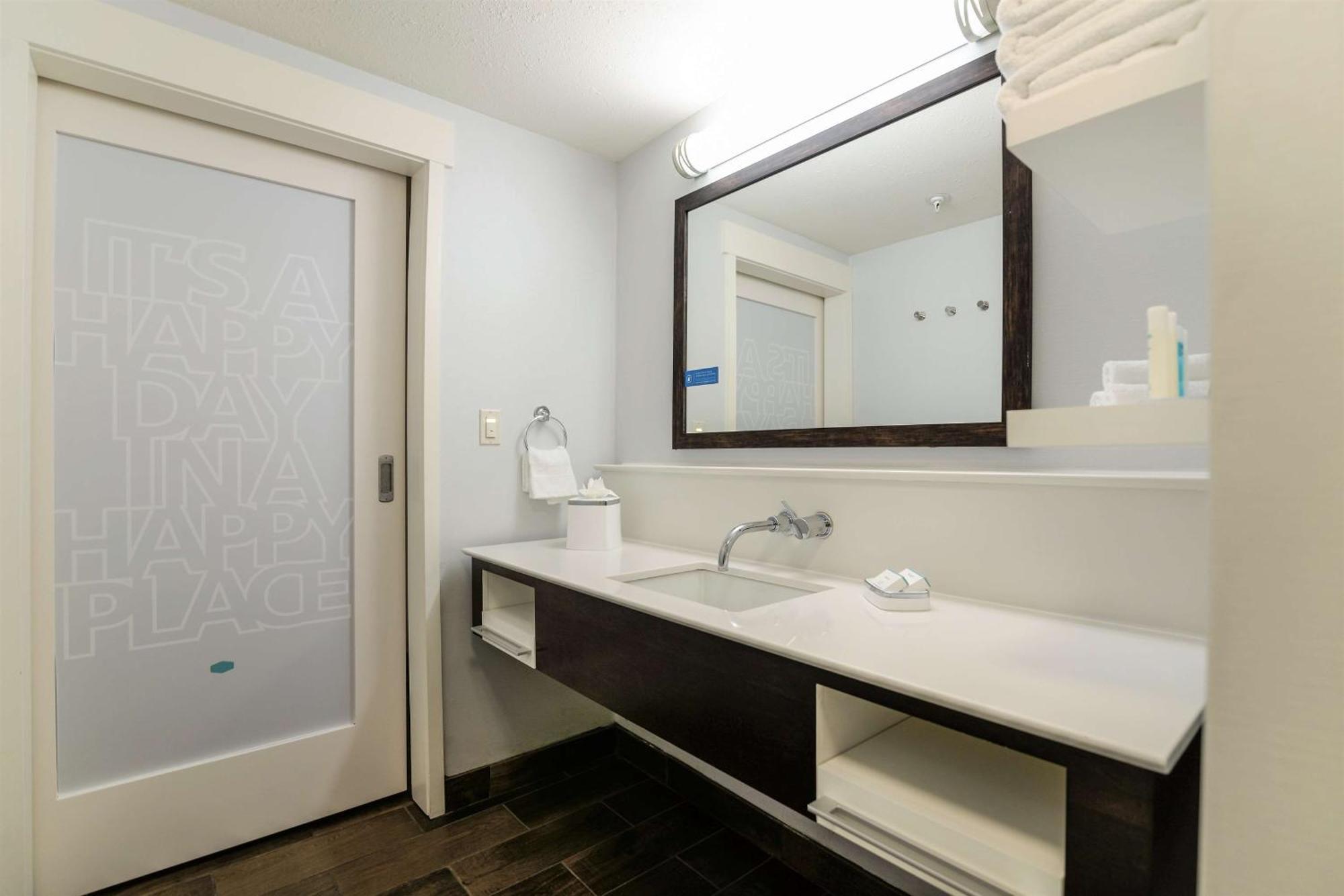Hampton Inn Brighton Mi Buitenkant foto