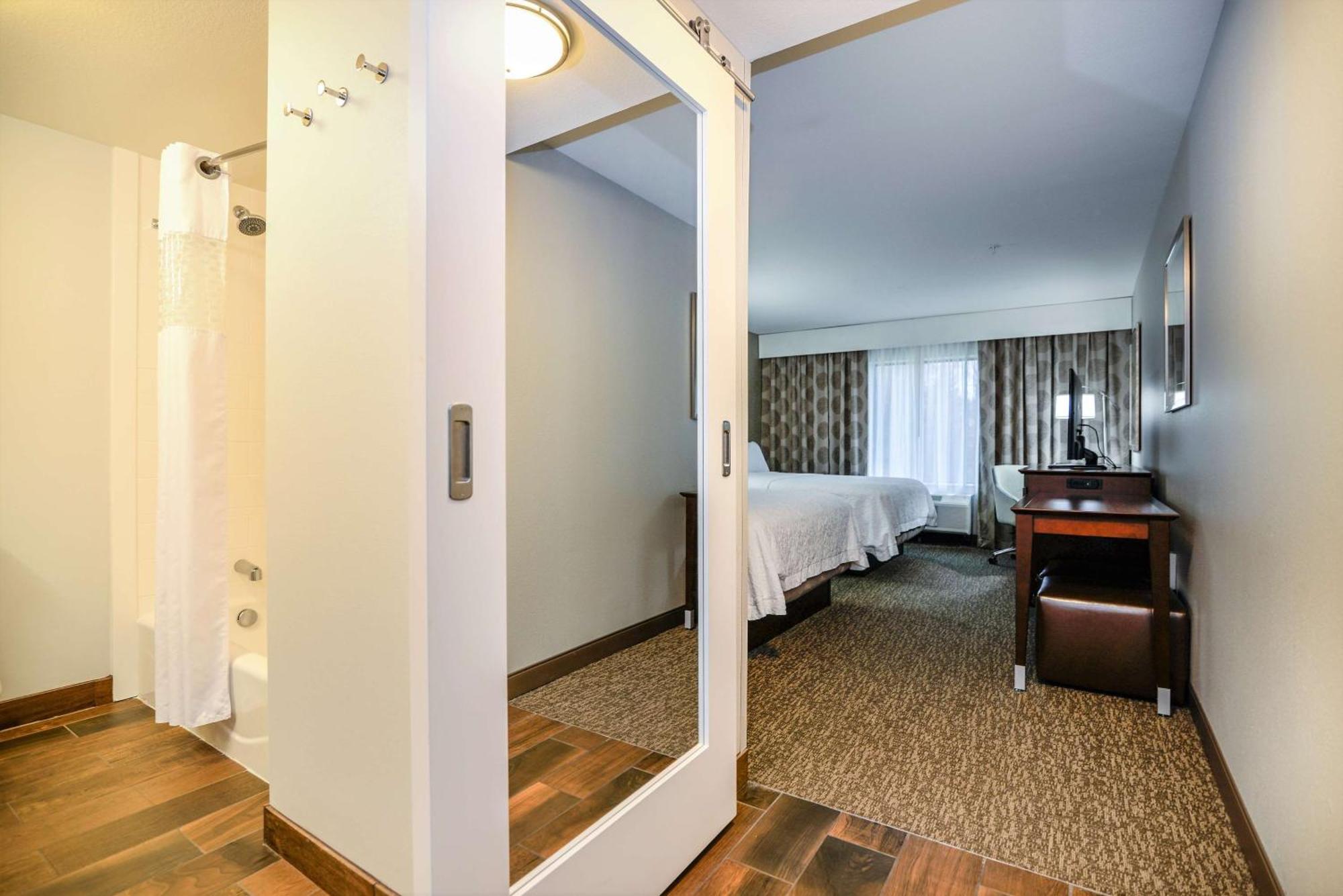 Hampton Inn Brighton Mi Buitenkant foto